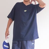 4D® V-neck tee
