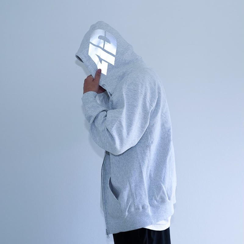 MHKNT Zip hood | FOUR DOTS®︎