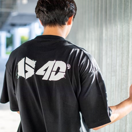 64D® tee