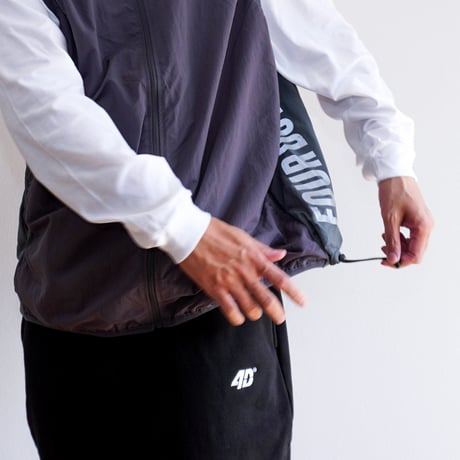 FOUR DOTS® Zip vest