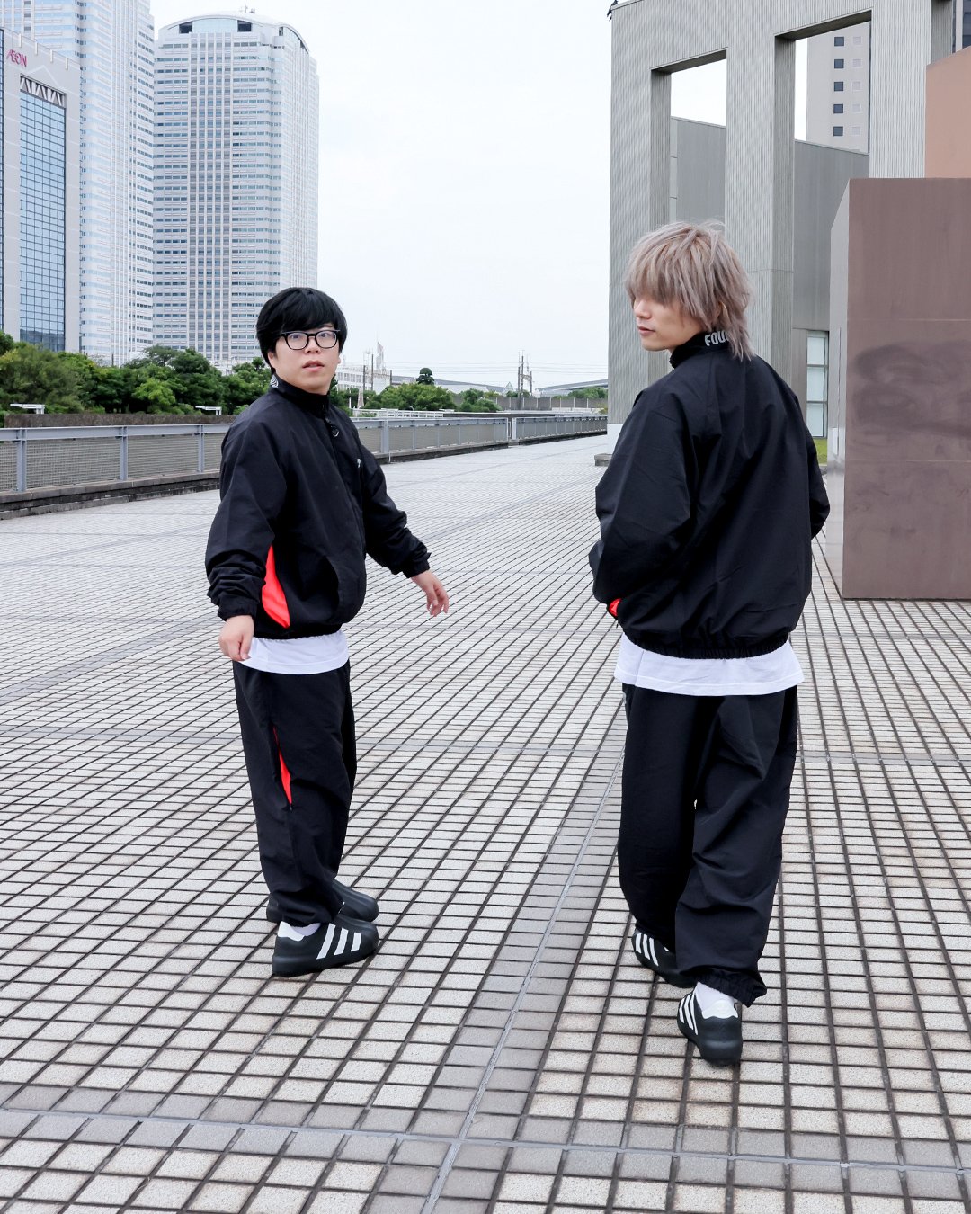 4D® EZ JKT | FOUR DOTS®︎ 4D® EZ JKT | FOUR DOTS®︎
