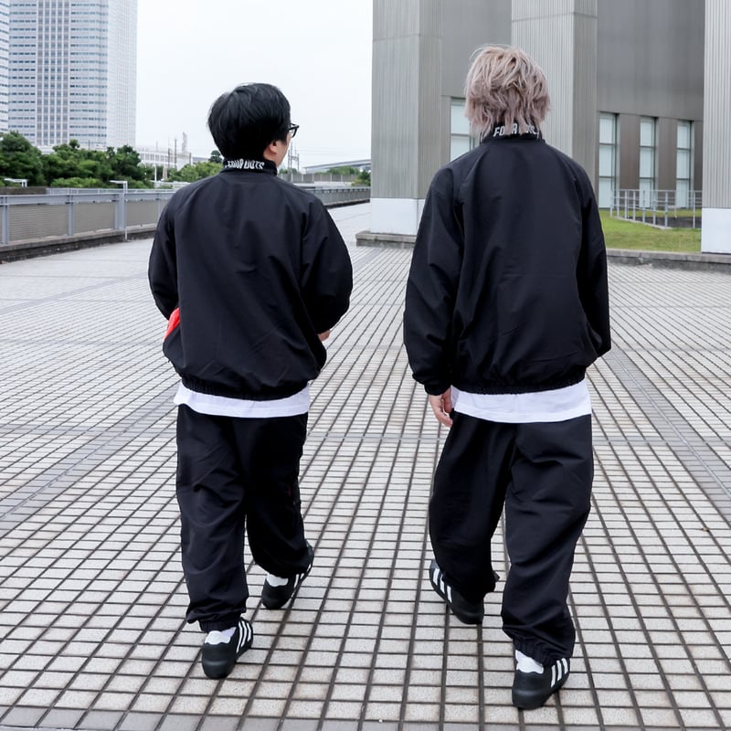 4D® EZ JKT | FOUR DOTS®︎ 4D® EZ JKT | FOUR DOTS®︎