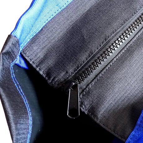 64D® TOTE