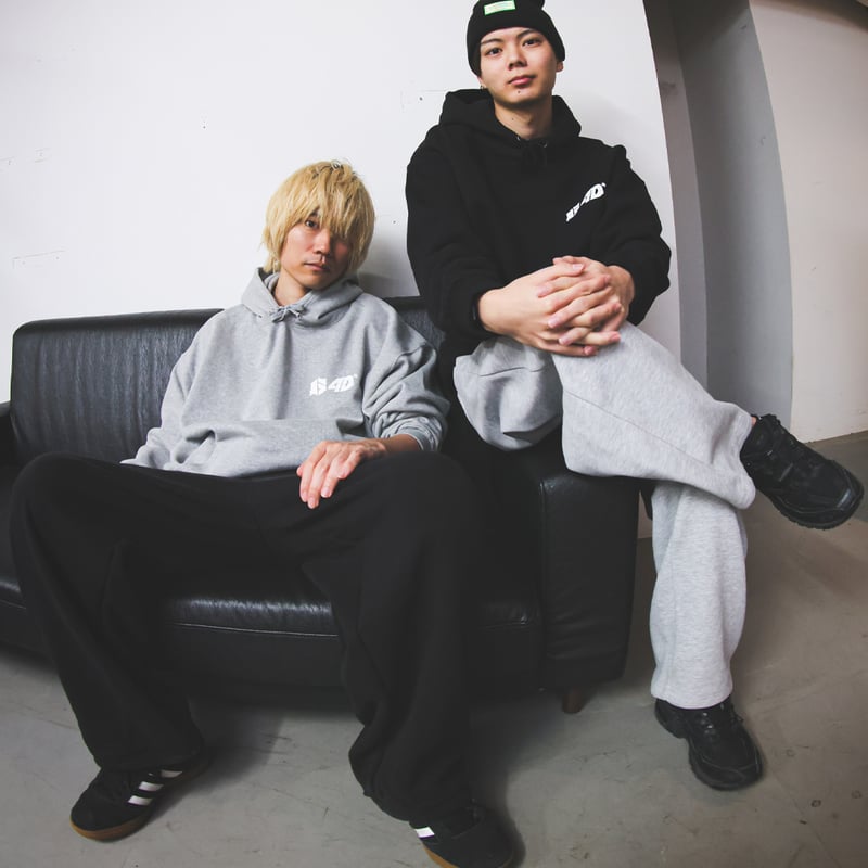 64D® HOODIE | FOUR DOTS®︎