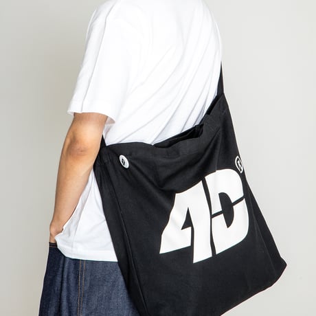 4D® daily bag (w/ reflector badge)