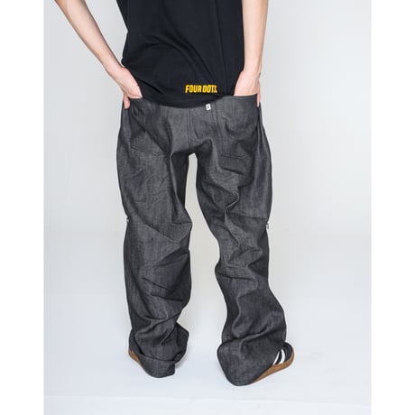 4D® DENIM JEANS