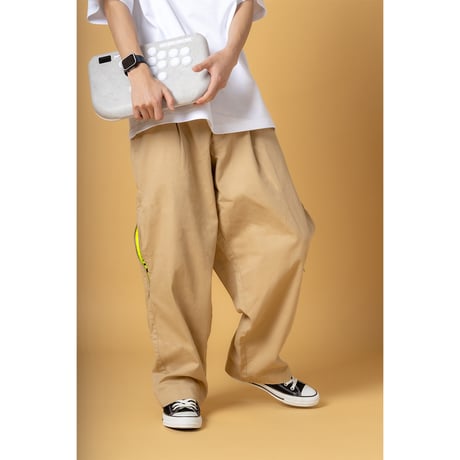 4D®︎ CHINO TROUSERS