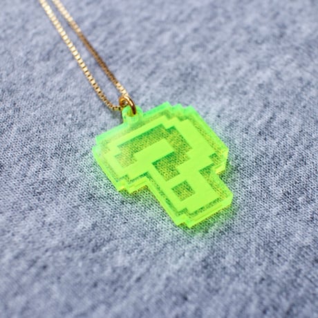 4D®︎ EIGHT BIT PENDANT ?