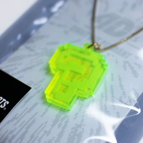4D®︎ EIGHT BIT PENDANT ?