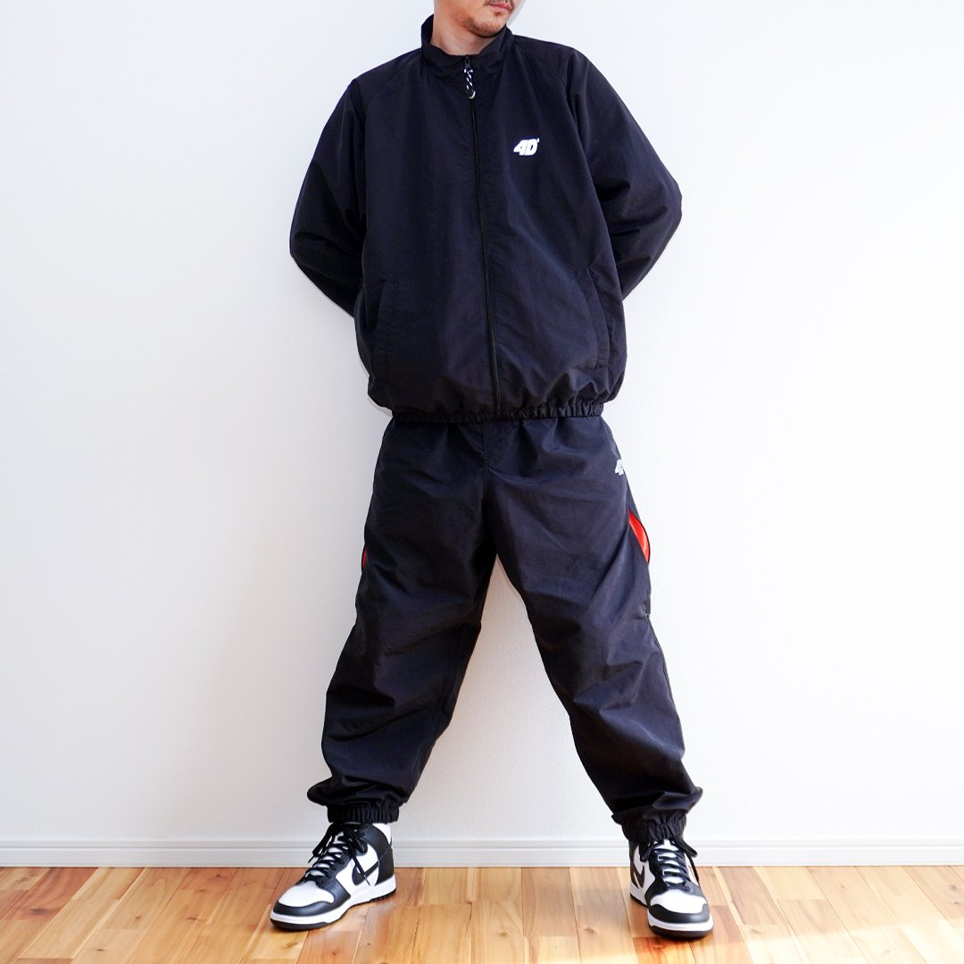 4D®︎ EZ suits | FOUR DOTS®︎ 4D®︎ EZ suits | FOUR DOTS®︎
