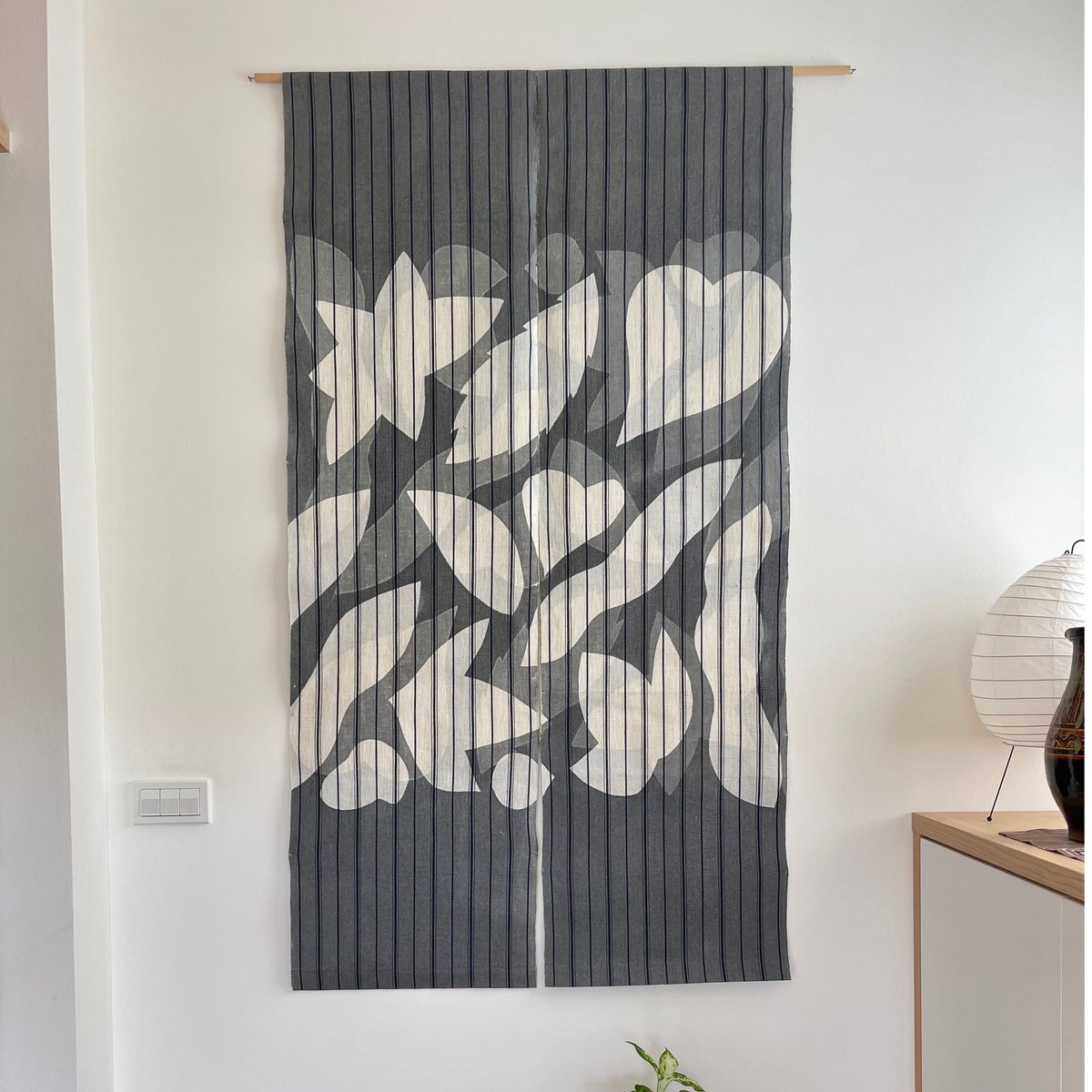 塔と散華 山内武志さん（山内染色工房）テーブルクロス 卓布 例えれ  