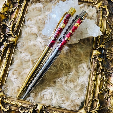 幸運　赤色フクロウの珊瑚彫刻2体セット 赤色フクロウの珊瑚彫刻2体セット 赤珊瑚 | STORES