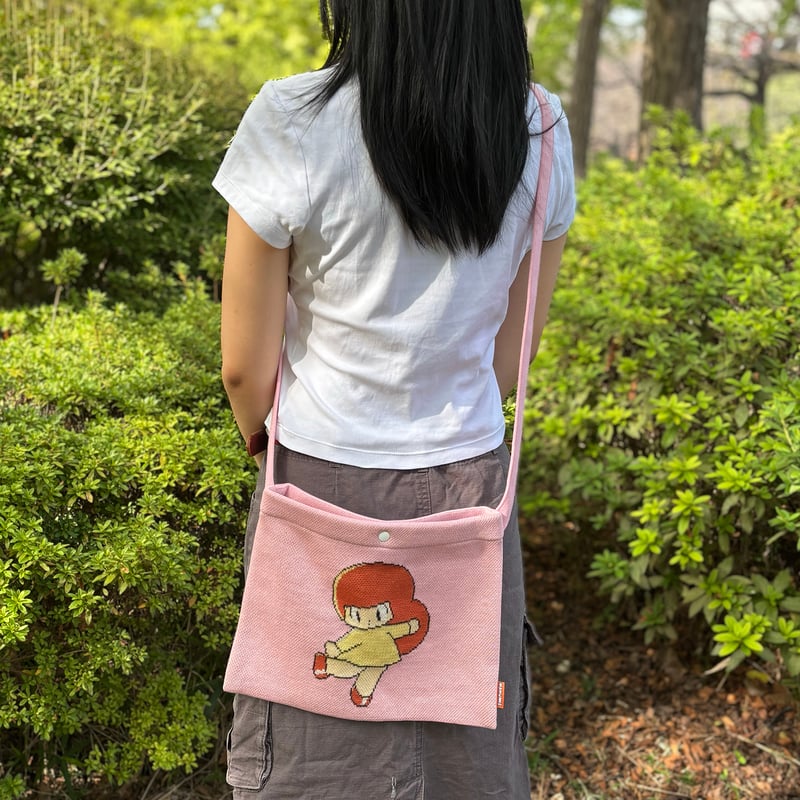 マムアンちゃん・ニットサコッシュ・ピンク／Mamuang Knit Sacoche