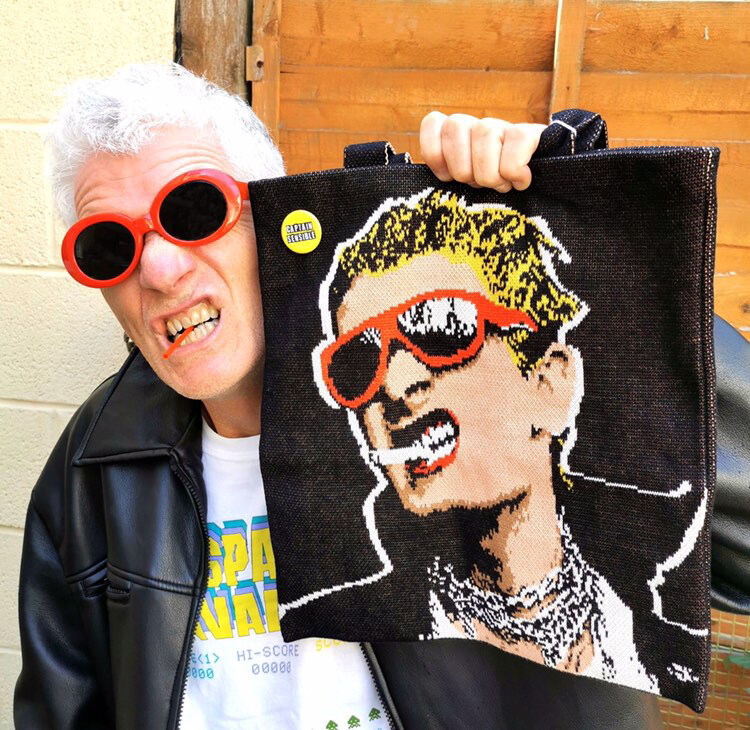 The Damned ダムド　キャプテン・センシブル コスチューム キャプテン・センシブル！僕たちはパジャマでもUKパンク