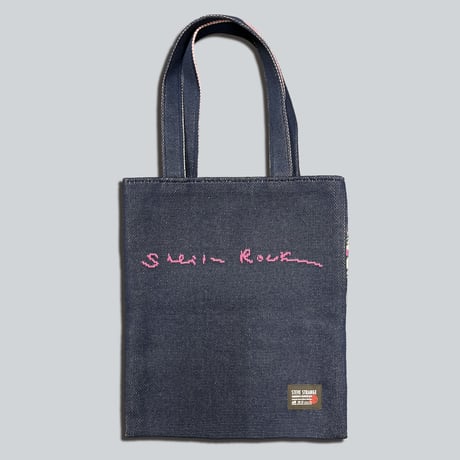 Steve Strange knit bag (Original photo: Sheila Rock)