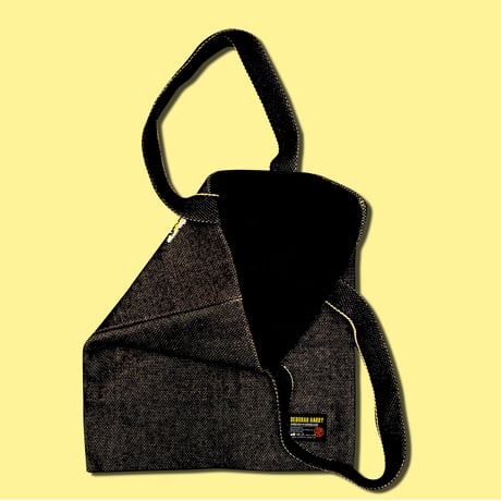 デビー・ハリー（ブロンディ）ニットバッグ・バッジ付き／Debbie Harry (Blondie) knit bag with badge