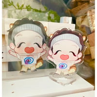 🐿6*6cm Standee🍃 + transparent card