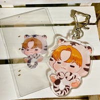 🐯2022 SUGA tiger keyring🐱+ transparent card