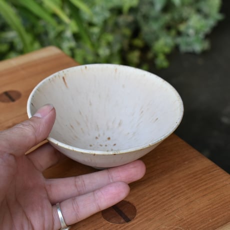 【岩山陽平】-marble white- 飯碗