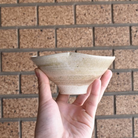 【阿部恵里】輪花鉢 灰釉