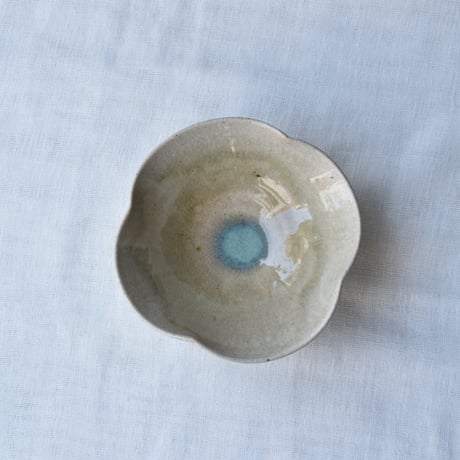 【阿部恵里】輪花鉢 灰釉