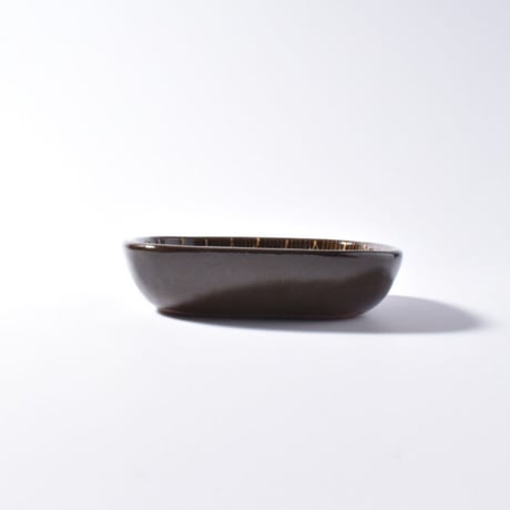【谷口なづみ】utuwa+ 茶いっちん 丸角皿