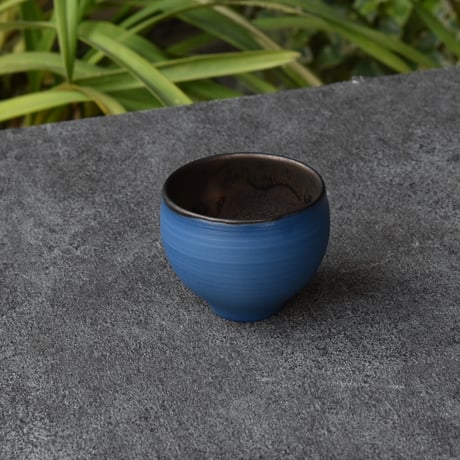 古備前　無釉焼締陶　茶碗　盃　ぐい呑み　ちょこ　古道具　アンティーク　Q1140 ぐい吞み（酒杯・お猪口）作家物 日幡光顕作 備前焼 日本工芸会