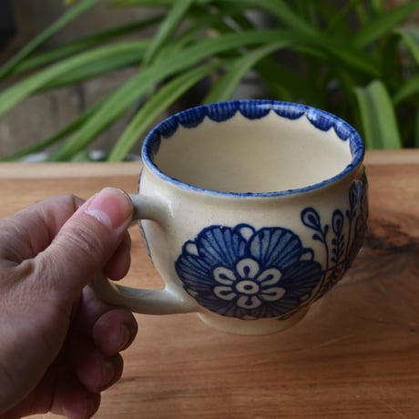 【谷口なづみ】utuwa+ 青いっちん 丸マグカップ