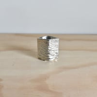 【金細工まつ】琉球錫器 純錫一輪挿 ヒルギ