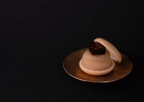モナカ1箱 （8個入）【白みそ餡、いちじく、ラム酒】