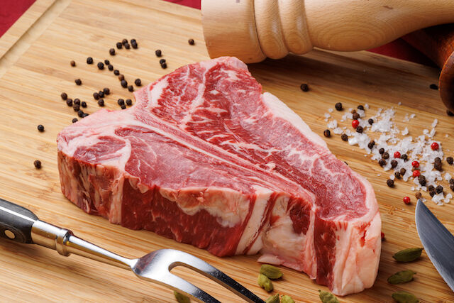 プライムTボーンステーキ ギフトに最適 AKARENGA STEAK HOUSEのステーキをご自宅で