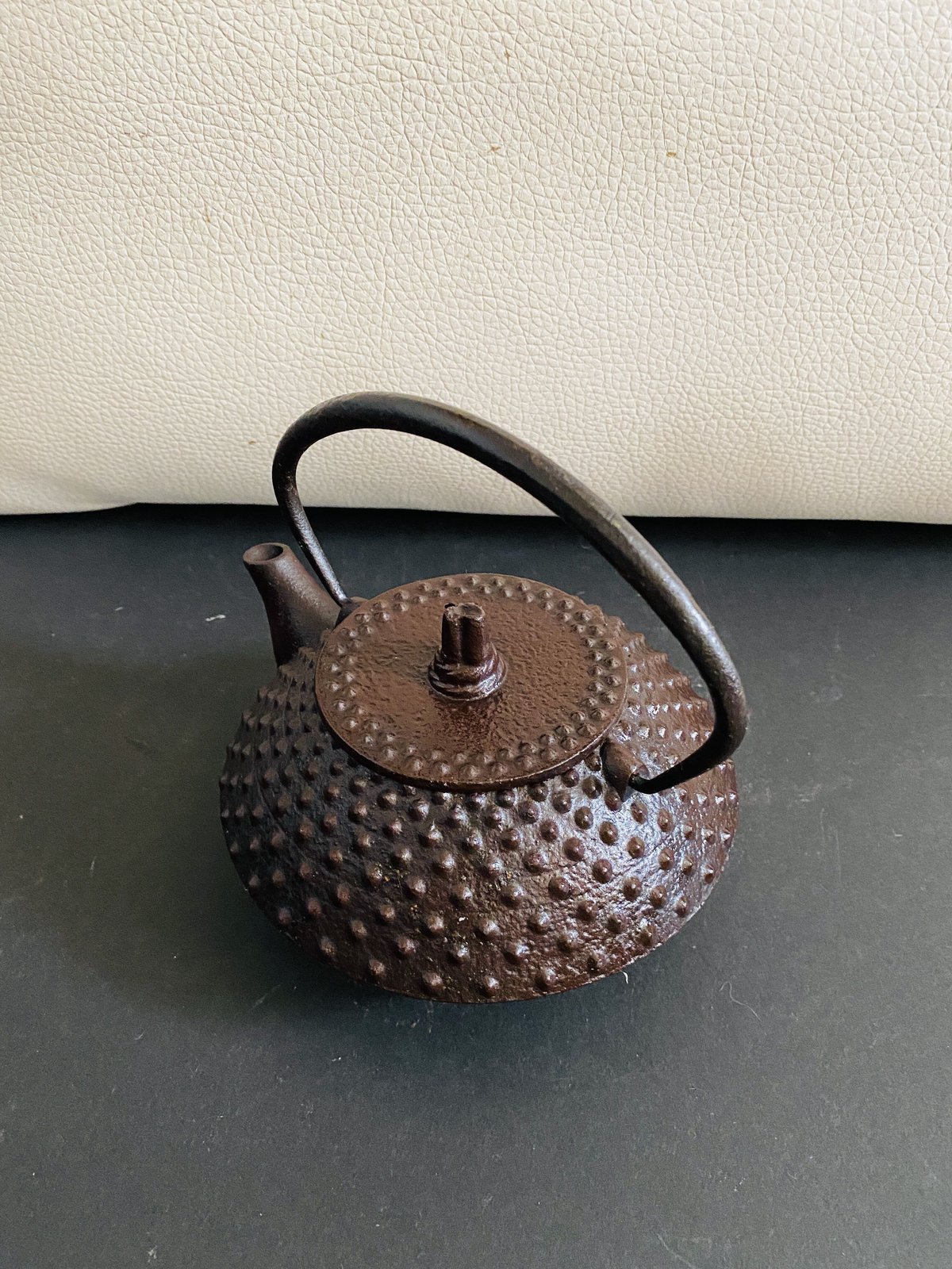 s25g-157x【中古】南部宝生堂　鉄瓶　鉄器　ｱﾗﾚ　急須　鉄器　箱無し s25g-157x【中古】南部宝生堂 鉄瓶 鉄器 ｱﾗﾚ 急須 鉄器 箱無しの