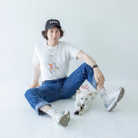 猫村さんのTシャツ・三輪車（ホワイト）