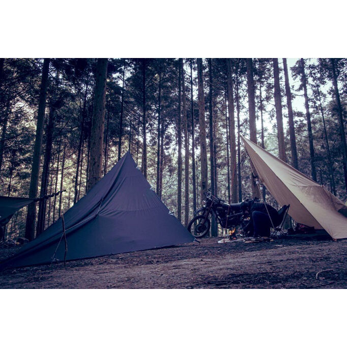 ファスナー搭載タープ】polyester & cotton tarp 『KURO』 | MO ファスナー搭載タープ】polyester & cotton tarp 『KURO』 | MO