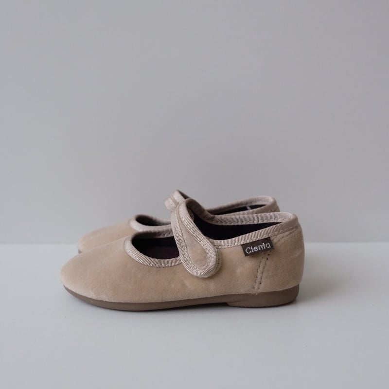 31(19cm)ラスト1点 Cienta VELOUR VELCRO ONE STRAP BA