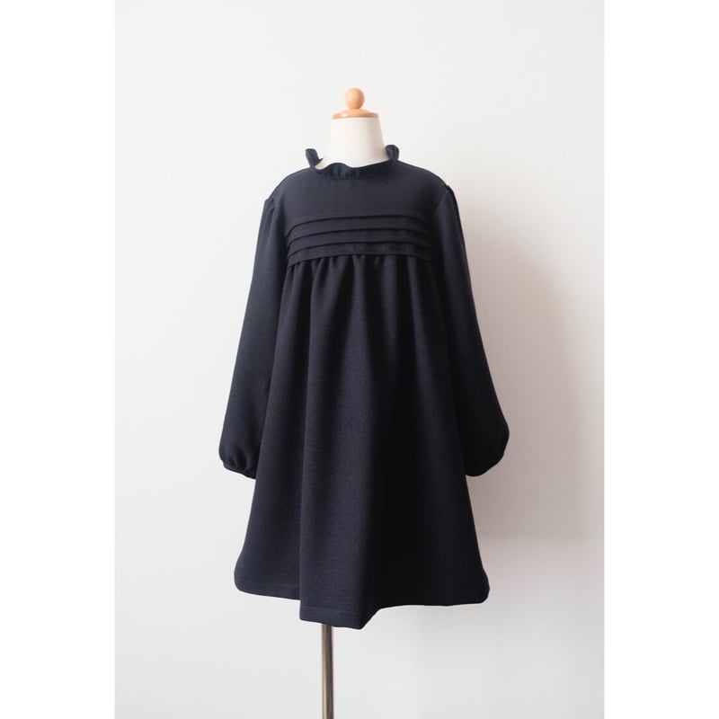 30%OFF EAST END HIGHLANDERS Amunzen Tuck Dress