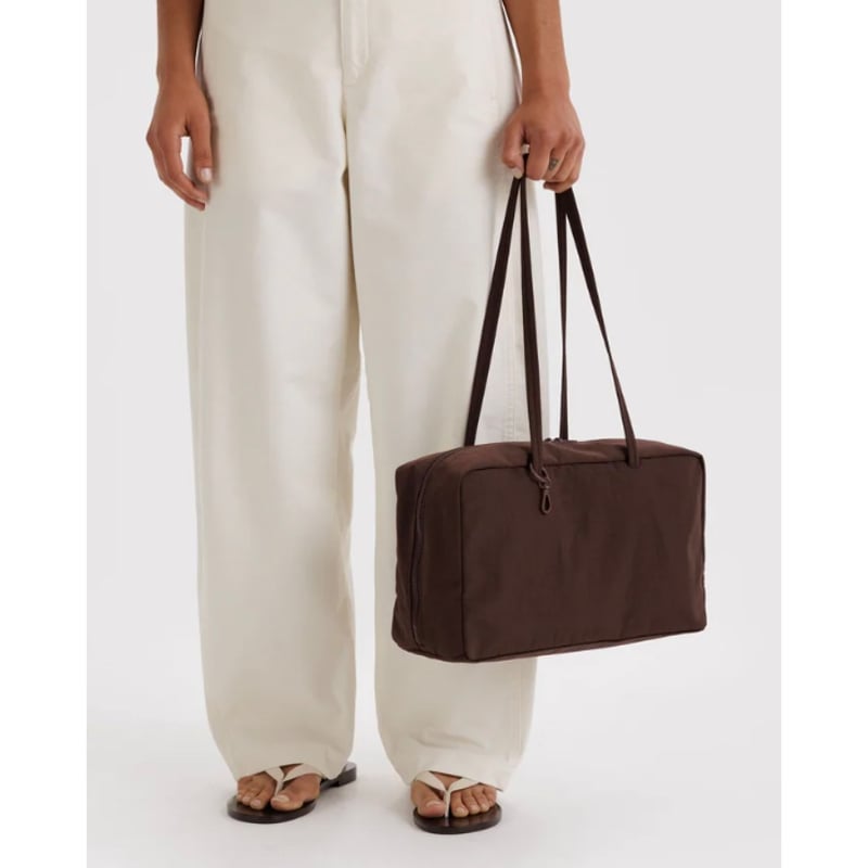 BAGGU Medium Nylon Bowler Bag Coffee | UNO babe