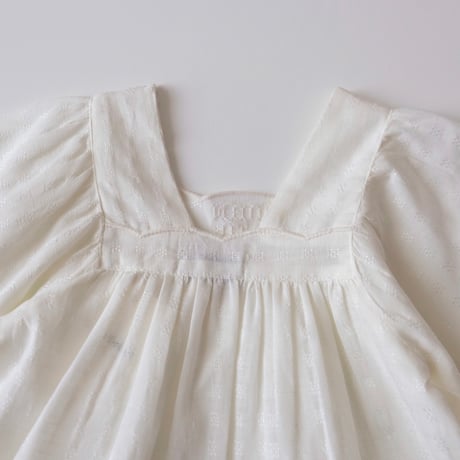 70%OFF 2Yラスト1点 Tocoto Vintage LONG SLEEVE EMBROIDERY COTTON BLOUSE OFF WHITE