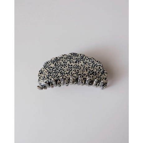 Buttermilk Jenny Claw Clip in Vanilla Bean