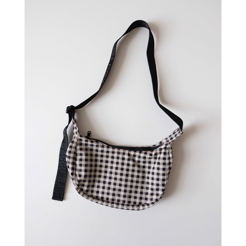 BAGGU Small Nylon Crescent Bag Black & White Gi