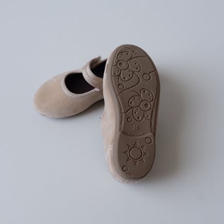 31(19cm)ラスト1点 Cienta VELOUR VELCRO ONE STRAP BALLET SHOES crudo / velour 500