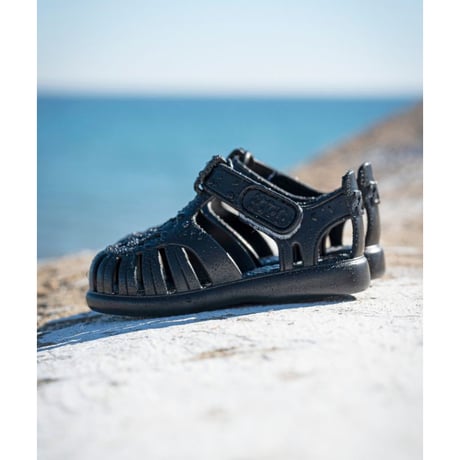 igor TOBBY SOLID NEGRO S10271(19(11cm)～28(17cm)）