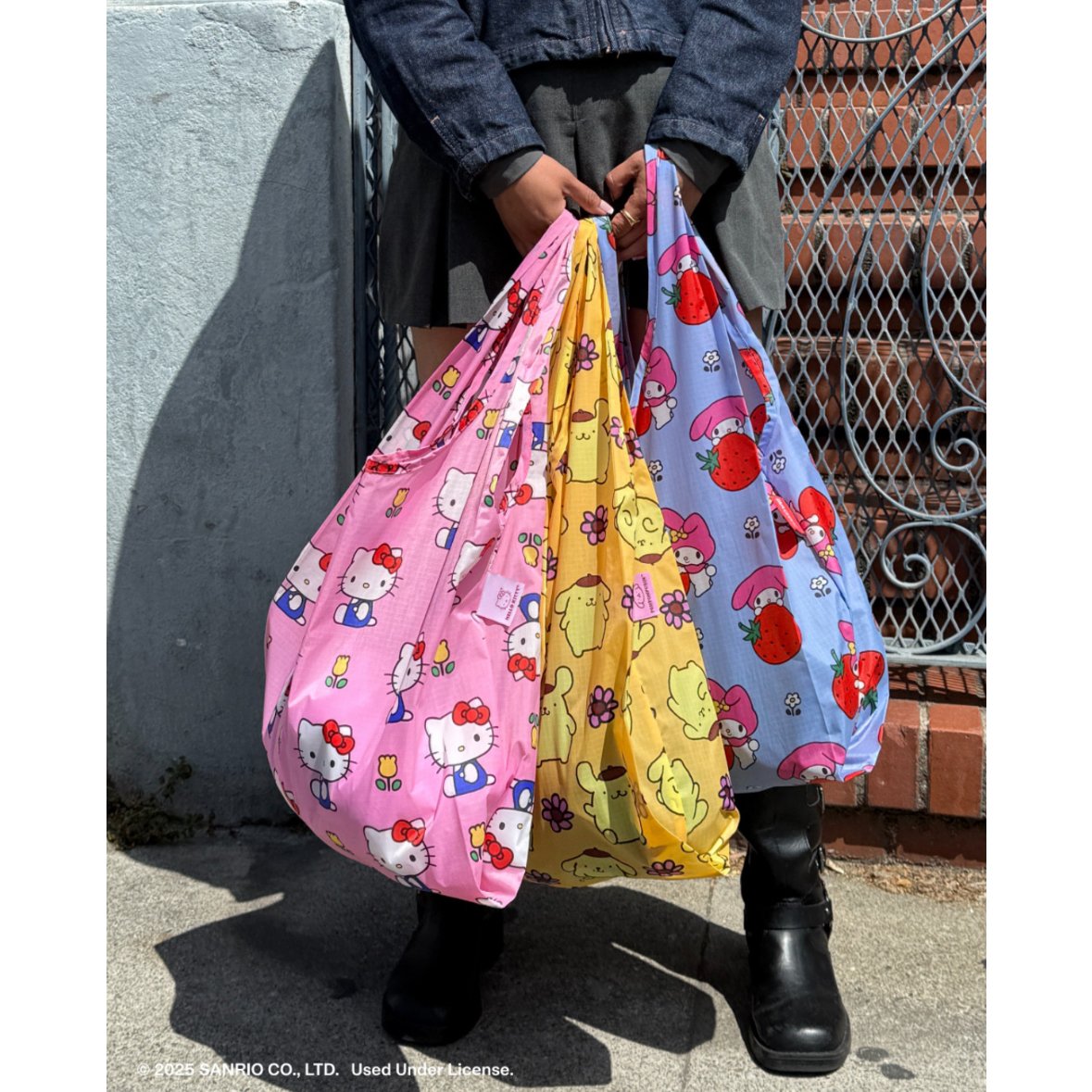 BAGGU ミニクラウドバッグ　サンリオ　ハローキティー BAGGU ミニクラウドバッグ サンリオ ハローキティー