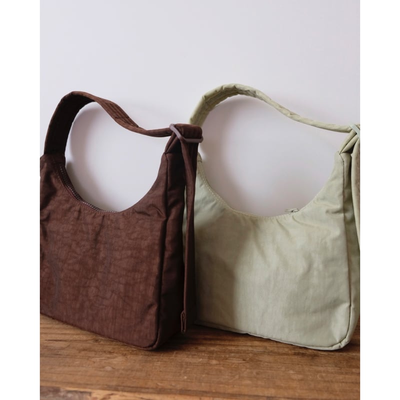 BAGGU Mini Nylon Shoulder Bag Coffee | UNO babe