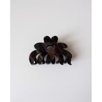 9月再入荷予定 Buttermilk Rebekah Claw Clip in Coffee Table
