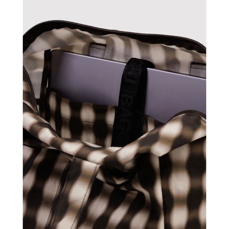 BAGGU Everyday Cloud Bag Blurred Gingham Brown