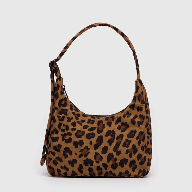 BAGGU ショルダーバッグ ミニナイロンショルダーバッグ 豹柄 BAGGU Mini Nylon Shoulder Bag Leopard | UNO bab