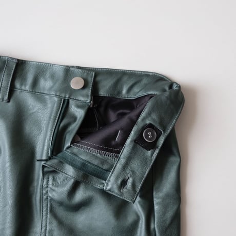 70%OFF 92-98ラスト1点 COS I SAID SO VEGAN LEATHER SKIRT