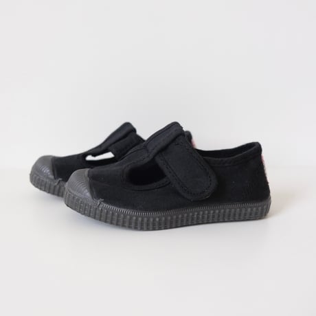 21(12.5cm)ラスト1点 Cienta T STRAP SHOES black/dyed N77997