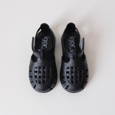 igor TOBBY SOLID NEGRO S10271(19(11cm)～28(17cm)）